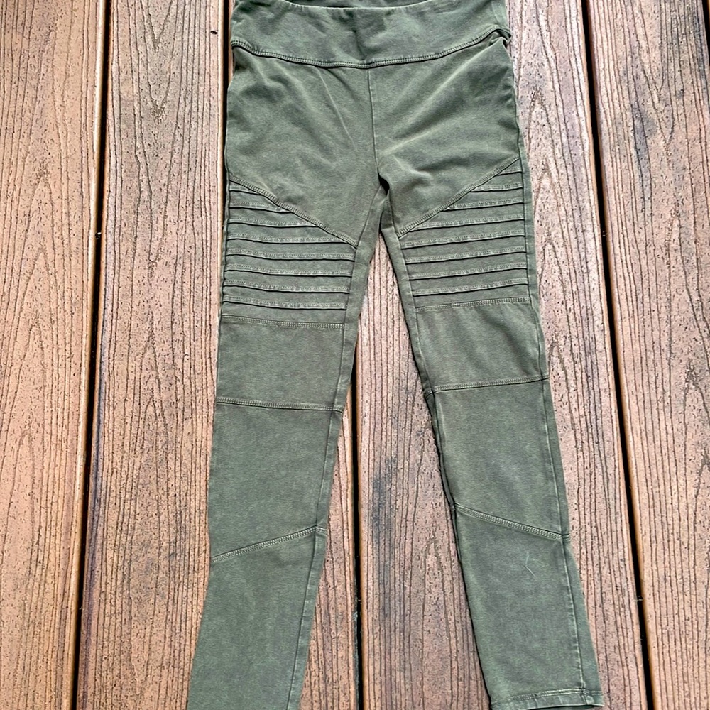 TUCKER & TATE size 14-16 girls stretch olive green denim leggings